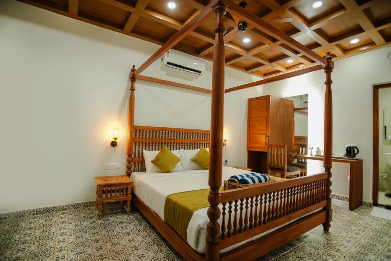 Alleppey Haven Beach Villa Alappuzha Exterior photo